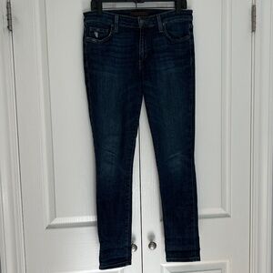 Joe's Leanne Rolled Crop distressed Mid Rise Jeans Size 29